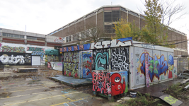 908533 Gezicht op de nieuwe graffitivrijplaats op het terrein van Vechtclub XL (Europalaan 2B) te Utrecht. De vorige ...